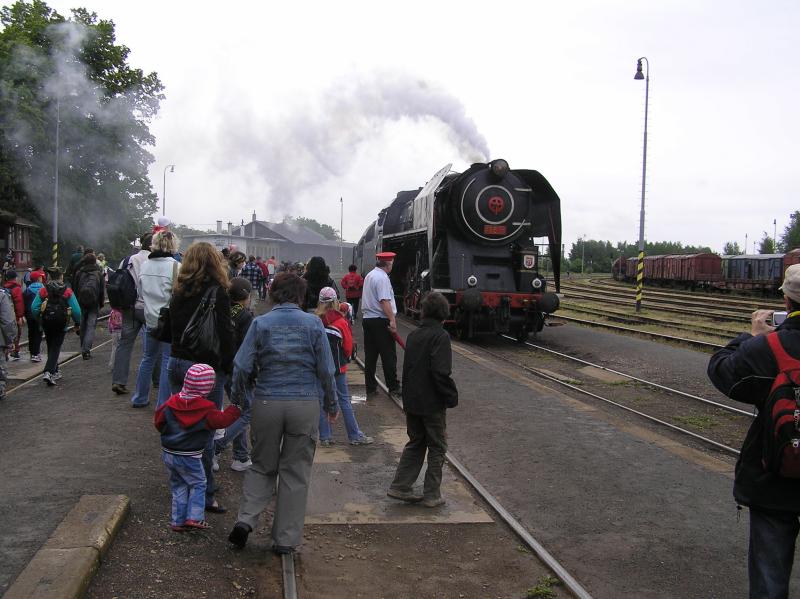 Fotka: Parní vlak přijel na Kladno